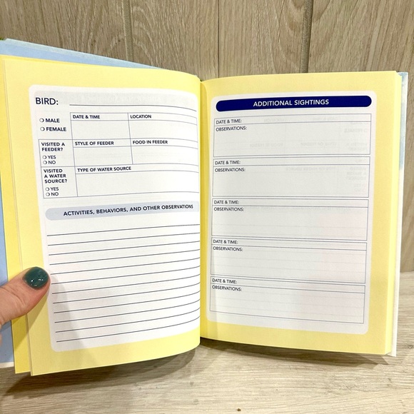 The Backyard Bird Journal - A Guide to Recording and Observing Birds - Picture 3 of 4